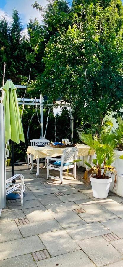 De Tuinkamer-----Prive Diner Op De Kamer Mogelijk!!! Hoogeveen Exterior foto